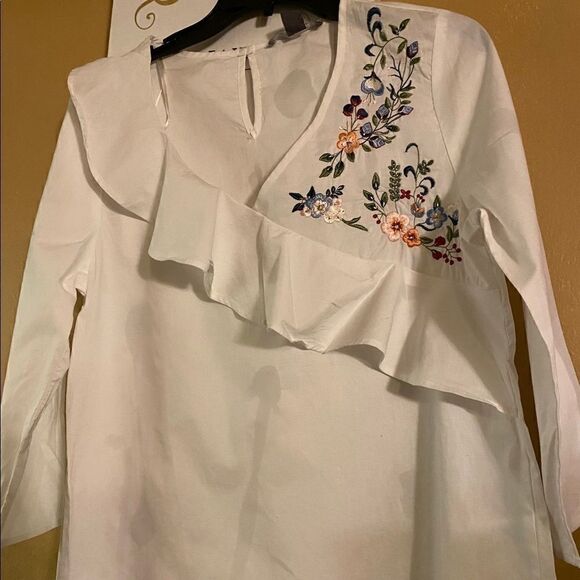 PRIMARK long sleeve blouse  - Picture 2 of 6